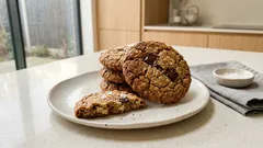 オイル不使用でサクッと満足:タヒニ香るグルテンフリーオートミールクッキー